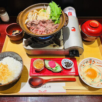 銀座米料亭 八代目儀兵衛 - 儀兵衛のすき焼き銀シャリ御膳（2,220円）