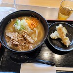 Yoshida no udon menzu fujisan - 