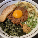 麺屋 やまひで - 台湾まぜそば＋チーズ＋チャーシュー