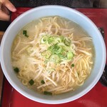 くるまやラーメン - 娘は塩ラーメン
            
            
            またシブいチョイスだな。
            
            
            