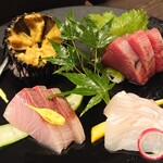 和食処 大ばん - おまかせ三品盛り合せ(ガゼウニもつけてくれました)