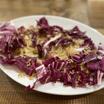 タベルナ・バルボーネ - 小海老とラディッキオのアンチョビ風味スパゲティ