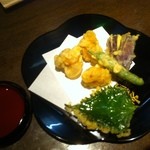 新料理 都留野 - 生雲丹天麩羅