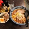 旭川らあめん泰斗 - 注文した二品w 一緒に着丼！