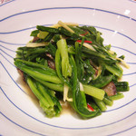 御田町 桃の木 - 台湾産の何とか菜と自家製干し肉の炒め物