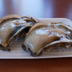 魚売り処　新鮮家 - 岩牡蠣