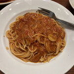 カプリチョーザ - トマトとニンニクのスパゲティ（1,090円）