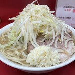 ラーメン二郎 - 【再訪】ラーメン(麺硬め＋ニンニク)