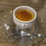 Aso うぶやま キュッフェ - 平飼い卵のプリン