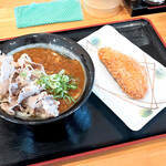 セルフうどん なりや本店 - 肉カレーうどん、チーズささみフライ