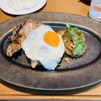 THE UPPER - 