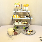 くらしき桃子 - 2021夏のアフタヌーンティー。写真は2人分です。