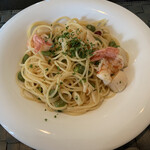 パスタ・ディ・フランコ - 海老とホタテ、枝豆のペペロンチーノ