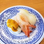 Muten Kura Zushi - 贅沢三種盛り　220円