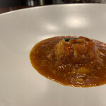 中華寝台 - 王道のエビチリ。オマールで贅沢。