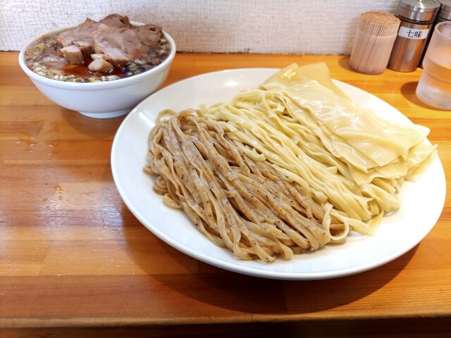 焙煎小麦2色つけ麺 凄平麺w増し らぁめん りきどう 岐阜県岐阜市 岐阜 By Tamagooo りきどう 名鉄岐阜 ラーメン 食べログ