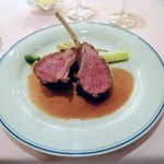 ポン・ヌフ - ニュージーランド産仔羊のロースト　ガーリックマスタード風味