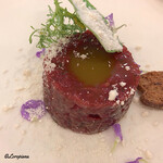 プチレストラン ブーケ・ド・フランス - 馬肉とﾋﾞｰﾂのﾀﾙﾀﾙ焦がしﾊﾞﾀｰﾊﾟｳﾀﾞｰ添え 