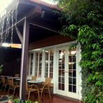 コサイ - テラス席も完備