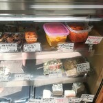 洋惣菜 亀洋 - この日のショーケース