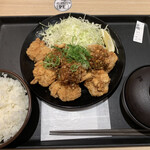 松のや - 山盛り本格唐揚げやみつき油淋鶏定食［950円］