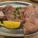 Oosaka Yakiniku Horumon Futago - 