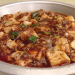 陳・麻婆豆腐ハーフサイズ（素敵な色です・・・）