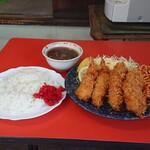 黒恵屋食堂 - 海老イカフライ定食650円　海老フライ定食よりもコチラがオススメ