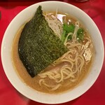 ラーメン 三七十家 - 平打ちストレート太麺