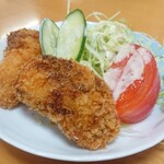 お食事処 飛彈 - (昼)日替わり定食ご飯付～お盆にのらないフライは揚げたてを後から提供