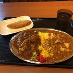 カレー食堂 マッハ - セット全容