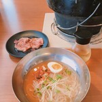 Kokusangyuu Yakiniku Tabehoudai Nikushou Sakai - ハラミ/特製冷麺(盛岡冷麺使用)