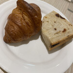 テンザホテル＆スカイスパ - クロワッサンとレーズン食パン（母）
