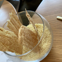 Jose Luis Karuizawa - 小麦粉とハモンセラーノを伸ばして作ったコカ(スペイン風ピザ)