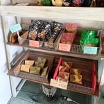 CAFE処 ヒパヒパ - お菓子持ち帰り出来ます