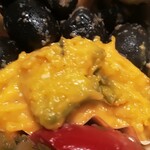 洋惣菜 亀洋 - 上　丸オリーブのタプナード　下カボチャとゴルゴンゾーラの蜂蜜和え