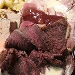 洋惣菜 亀洋 - 蝦夷鹿のロースト