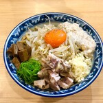 鶏そば煮干そば 花山 - 料理写真:極太汁なし豚麺