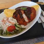 GOHAN-YA あたしんち - デミオムライス 800円(税込)、トッピングカツ200円(税込)