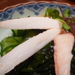 Takaoka Taishuusakaba - 蟹酢わかめ　いつもなら蟹蒲鉾がのっているのだが、今日のは違う