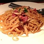 ポルコ・ロッソ - キノコとベーコンのスパゲティ