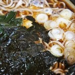 いたや - 「月見そば(温)」の右側を撮影です(11/2UP)