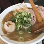 麺や 舞心 - とんこつ醤油　※味玉追加