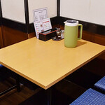 担々麺 四川 - テーブル