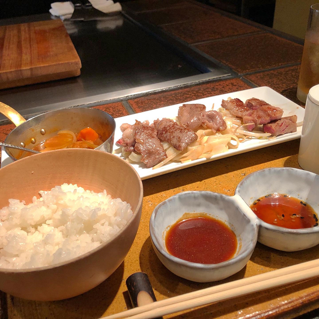 岡半 本店 オカハン 銀座 鉄板焼き 食べログ