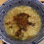 Sharin - 赤辛つけめん の スープ