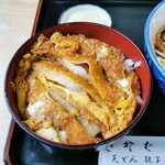 Shiyougetsuan - カツ丼。いい色してますね