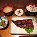 よねやま - うなぎ蒲焼き定食