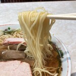 徐州楼 - 麺のアップ