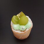 フラワーカップケーキの店 tete - チーズシャインマスカット